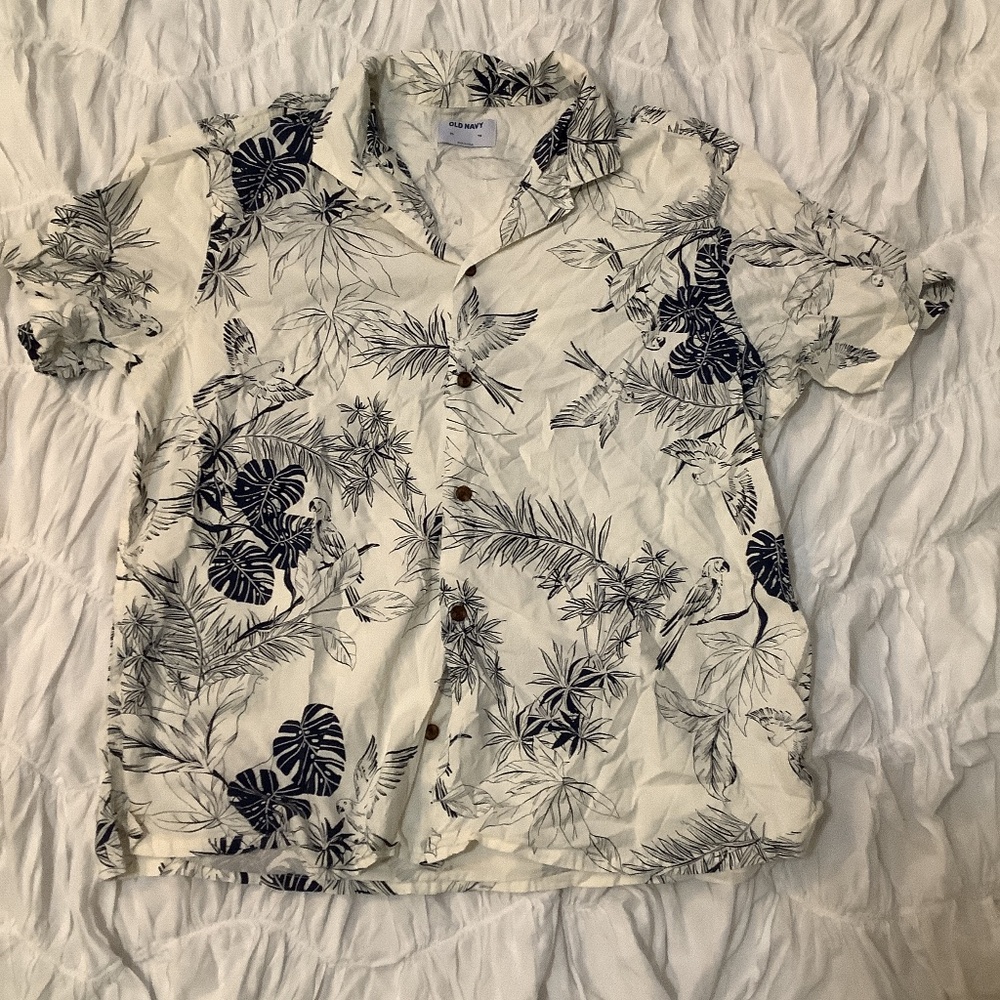 Cream and Navy Blue Parrot and Monstera Button Down